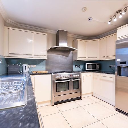 Luxury 6 Bedroom House In Southwick Street London Exterior photo
