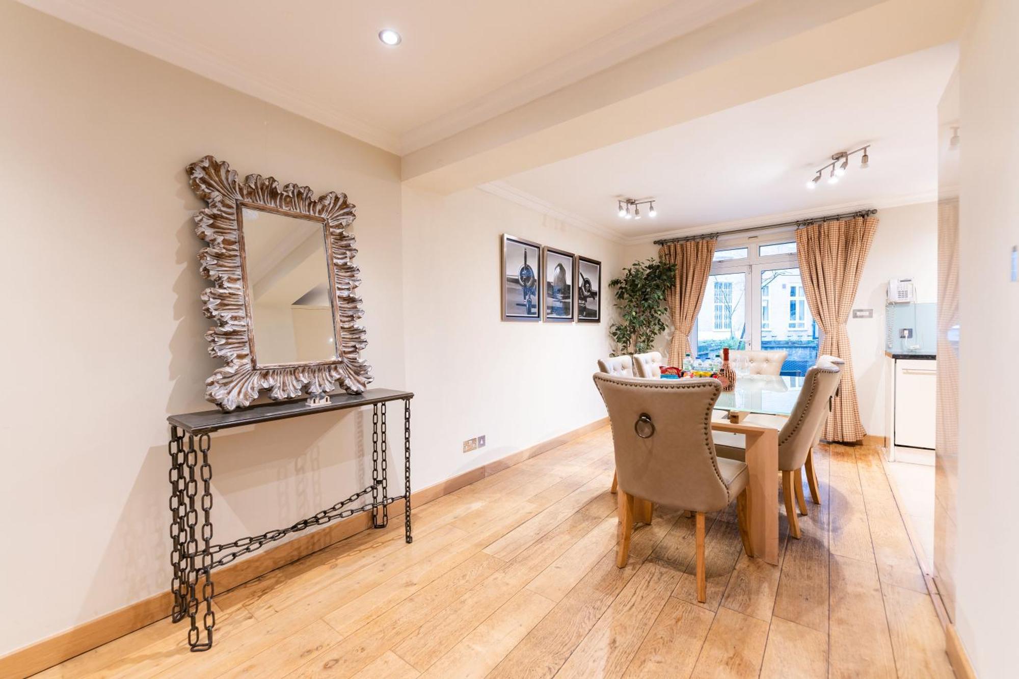 Luxury 6 Bedroom House In Southwick Street London Exterior photo