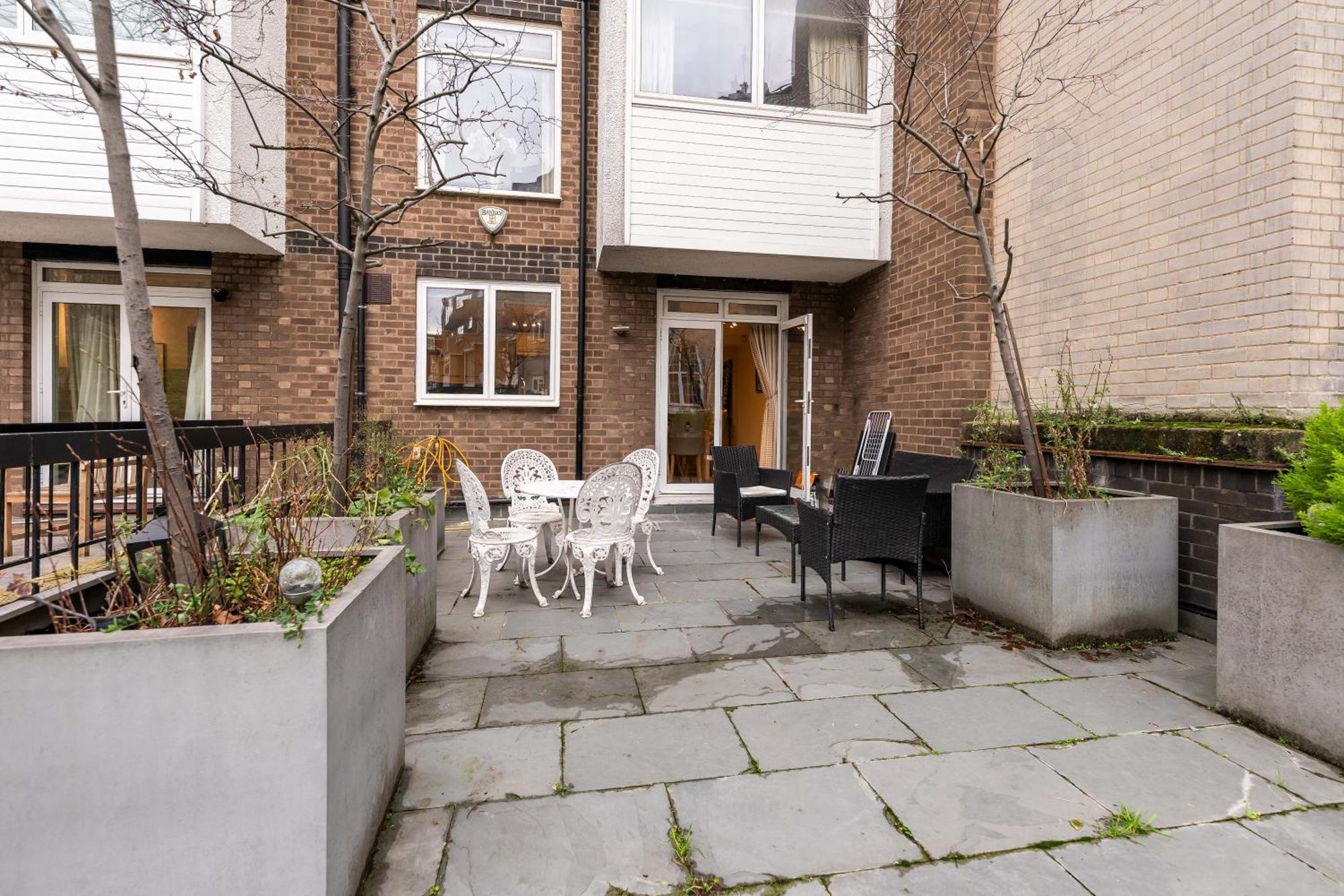 Luxury 6 Bedroom House In Southwick Street London Exterior photo