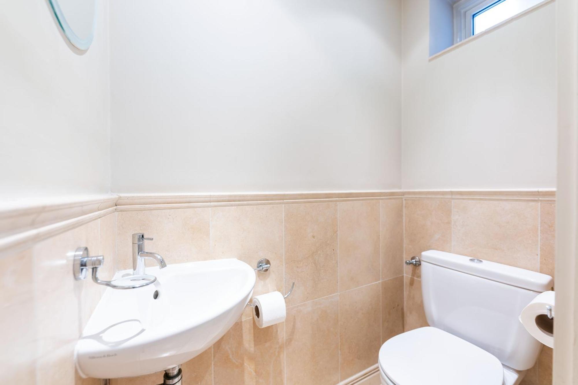 Luxury 6 Bedroom House In Southwick Street London Exterior photo